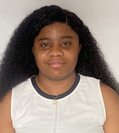 Professional Female seeks a double room Main Photo