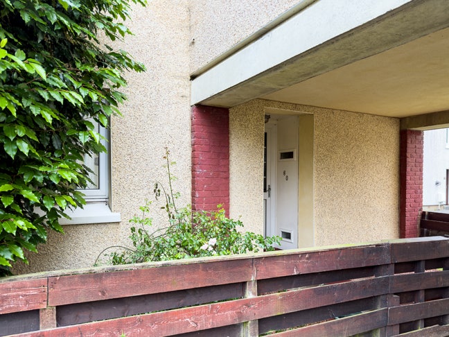 Spacious Furnished Double Room – Livingston Living Main Photo