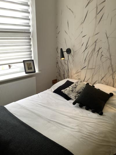 Mid week double room/ en suite 3-4 nights  Main Photo