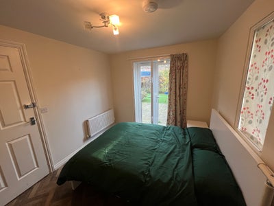 Large Double Room with Separate Study – Flack End, Main Photo