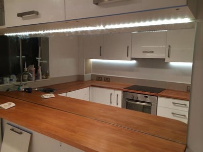 Delightful 4 Bedroom House Available in TW3 Main Photo