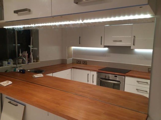 Delightful 4 Bedroom House Available in TW3 Main Photo