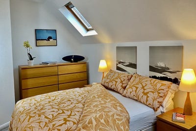 Large En-Suite Bedroom-Friendly, Clean House- SE16 Main Photo