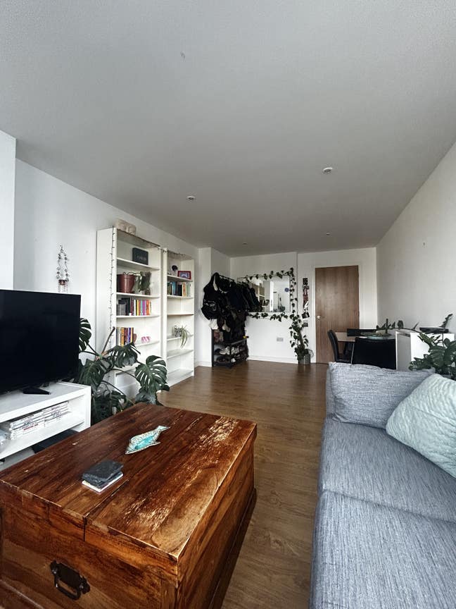 Spacious 1 Bed Flat Bills Included Main Photo