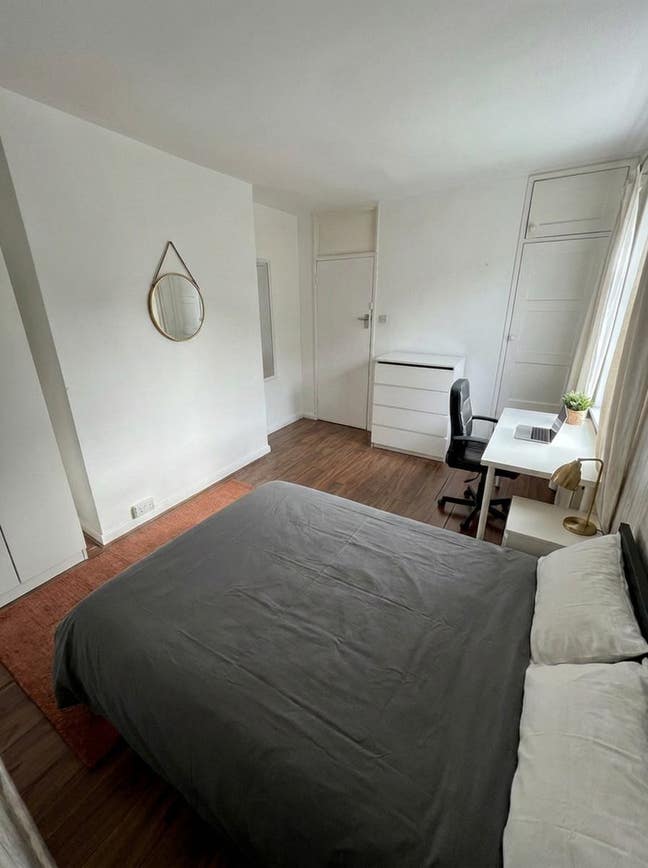 Amazing Room in Kingston near Hill Campus Main Photo