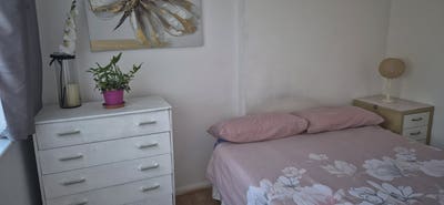 Furnished double room available  now Main Photo