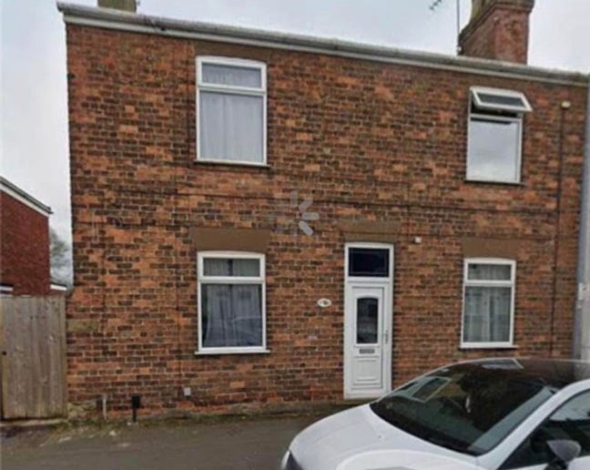 Large Double Room  – Brigg &pound;550 PCM Bills INC Main Photo