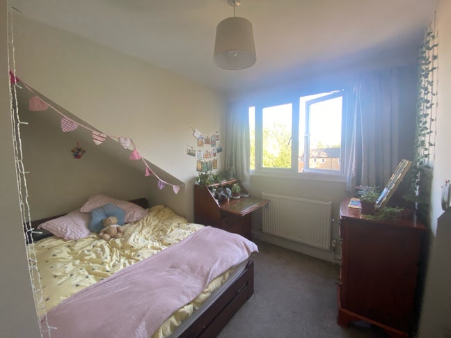 Cosy double room in Chesterton  Main Photo