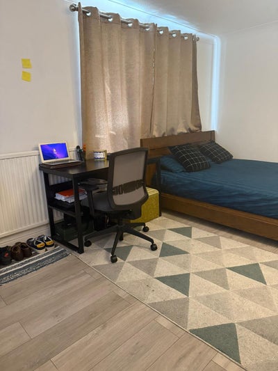 Cosy Double Room - Fantastic Location + Bills Inc. Main Photo