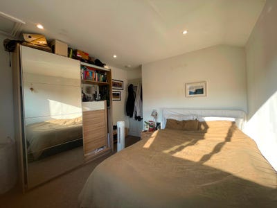 Double room to rent! Main Photo