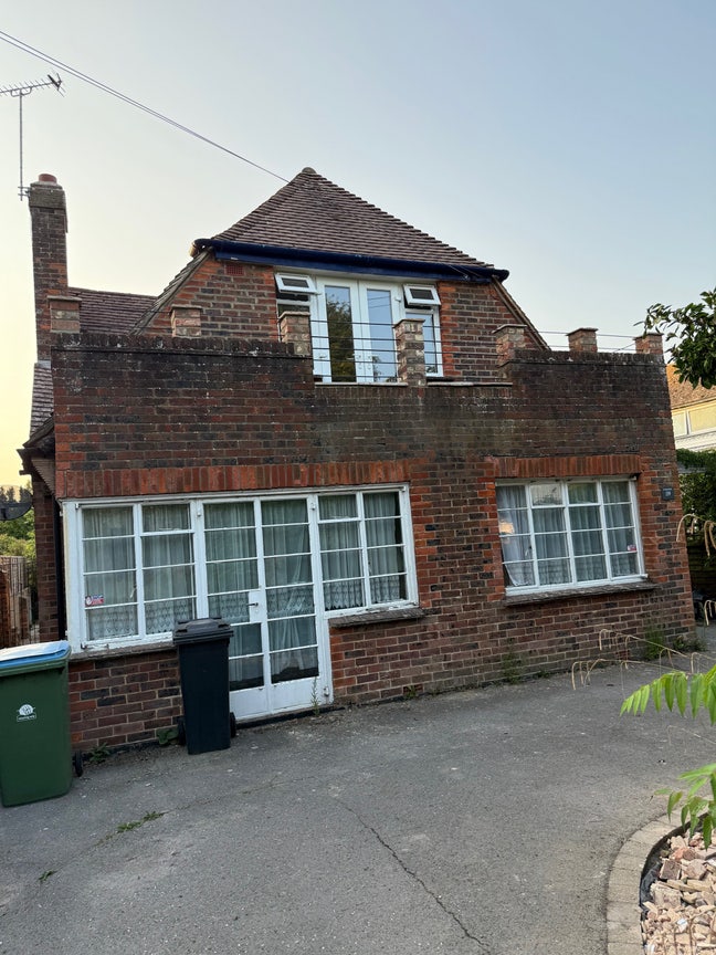 Rooms to let Main Photo