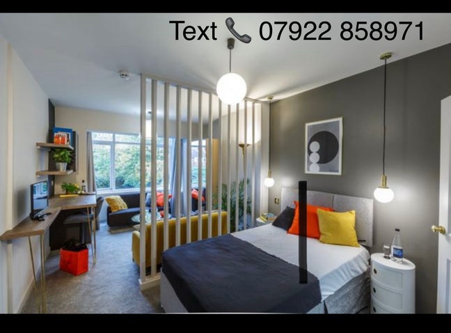 Luxury En-Suite Rooms | All Bills Included | Acock Main Photo