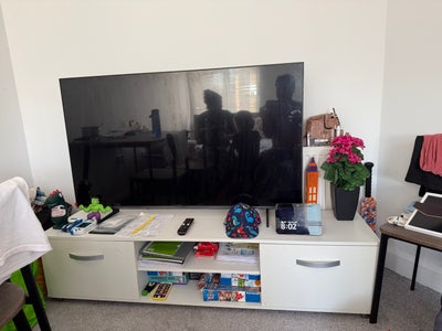 Room available for a month in barking  Main Photo