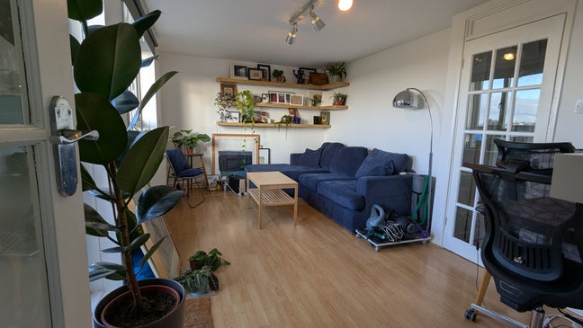 Bright & cosy Woolwich flat with London skyline Main Photo