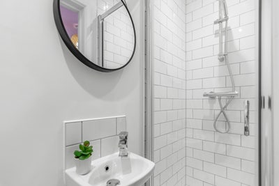 Beautiful double room available in NR4 Main Photo