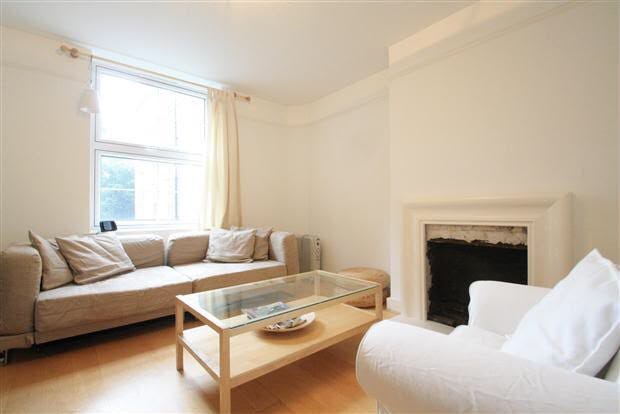 Looking for a 1 Bedroom Flat Main Photo