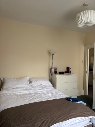2 Airy, Spacious, Double Bedrooms Available! ☀️ Main Photo