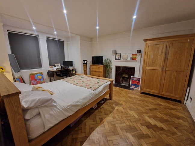 Double Room in Tooting Bec ✨💛 Main Photo
