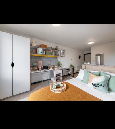 Student Accommodation |Gym, Cinema, Rooftop & More Main Photo