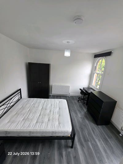 Brand new 6 double ensuites central Harborne Aug Main Photo