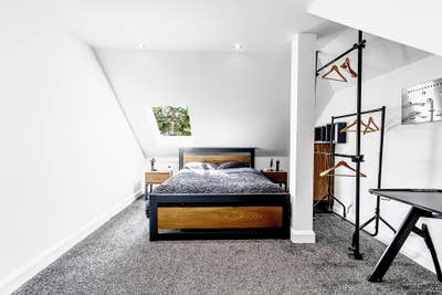 Newly furnished 1st floor apartment  Main Photo