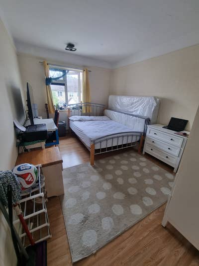 Double Bright Room Near Mill Road, Bills Included Main Photo