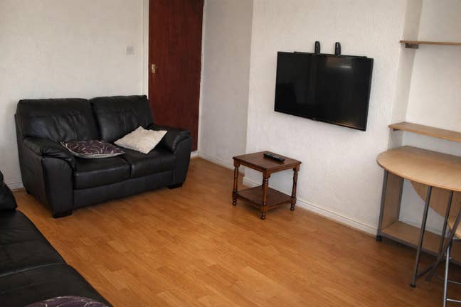 3 Bed Student Houseshare Main Photo