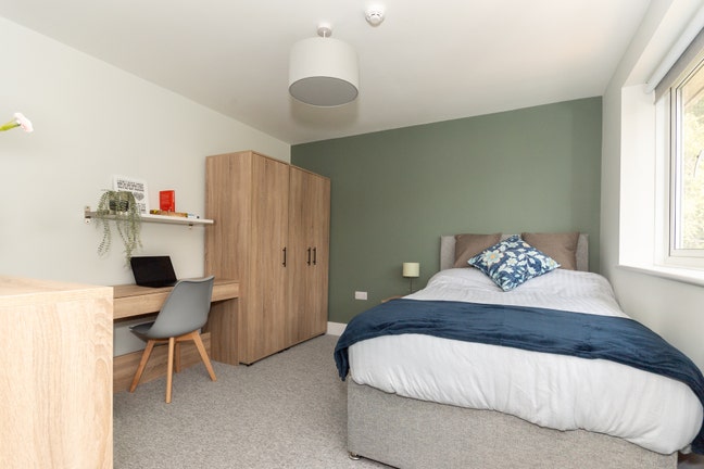 Refresh, rest and recharge - take a look 👀🏡 Main Photo