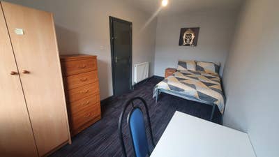 💎 Stylish Double Room Near Oxford Road 💎 Main Photo