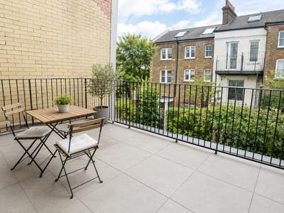 🌇 Live on a Terrace in Zone 1 🌇 Main Photo