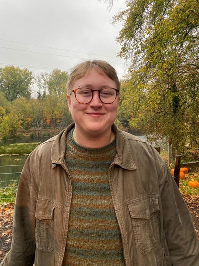 Seeking friendly queer home Main Photo