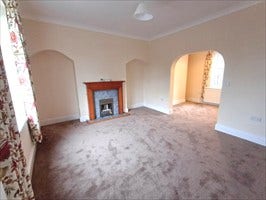 2 Bed Terraced House Main Photo