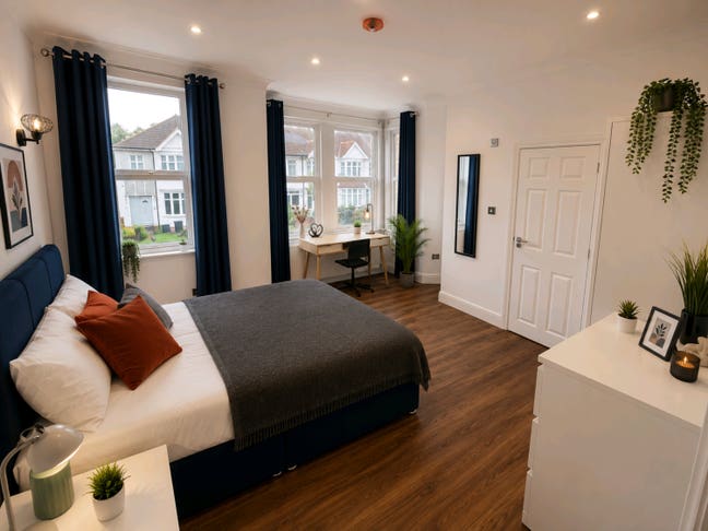 ⚠️ Don't Miss Out - Stunning Wembley House+Rooms⚠️ Main Photo