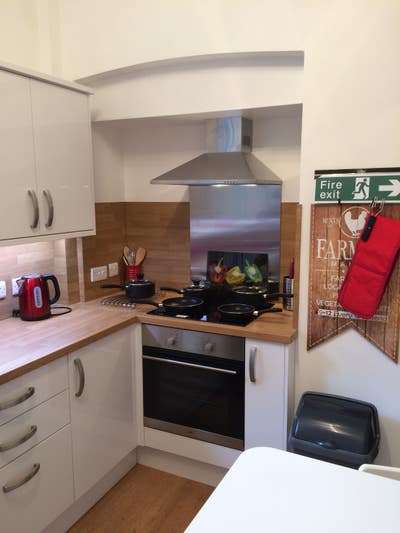 Boutique Large Bills&wifi inc &pound;175pw No Fees Main Photo