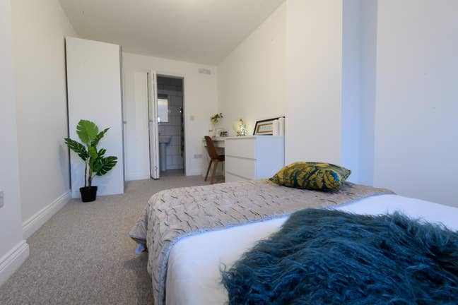 En-Suite Room - Peaceful Retreat Main Photo
