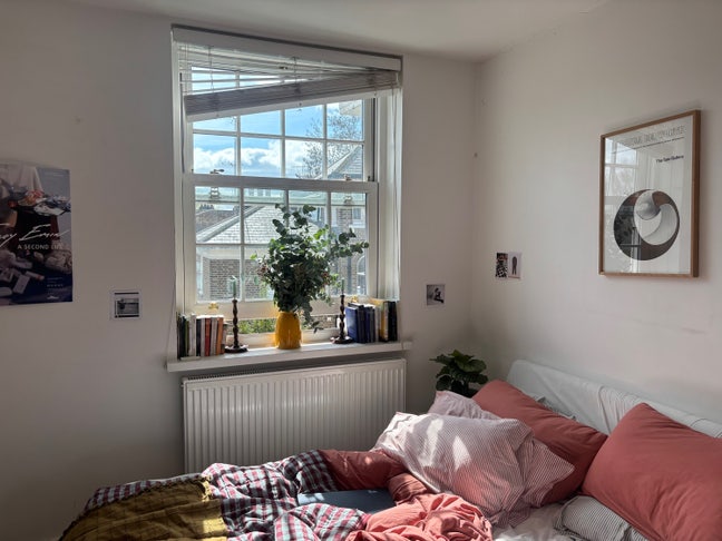 Room on Ravenscourt Park Main Photo