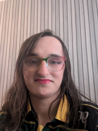 Trans woman looking for an apartment in Nottingham Main Photo