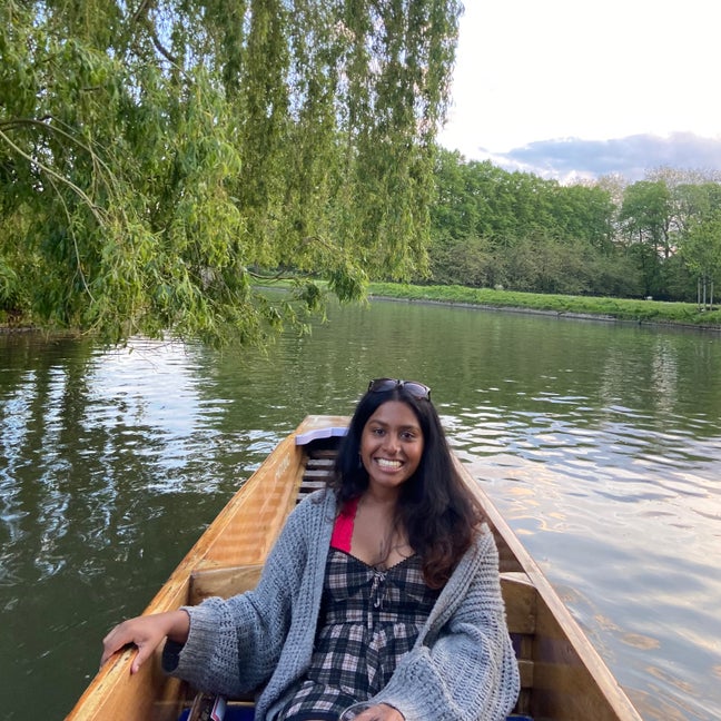 Friendly Medical student looking for double room Main Photo
