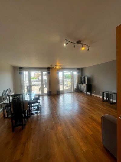 Looking for a third flatmate Main Photo