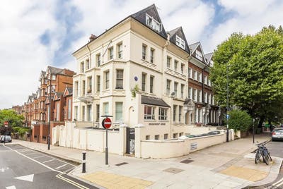 Studio in Broadhurst Gardens, Finchley Road, NW6 Main Photo