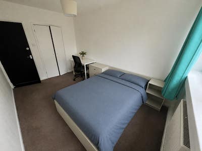 Lovely Double Room In Roehampton Main Photo