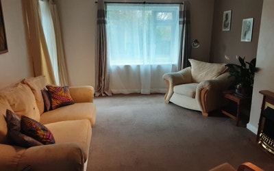 Room available in quiet flat in Gloucester  Main Photo