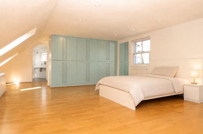 🏡 Ensuite Xxl Room Available | White City Main Photo