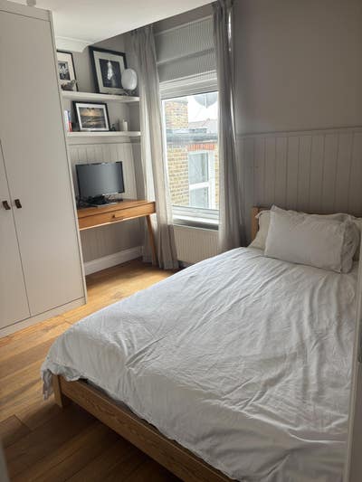 Double room for short term let  Main Photo