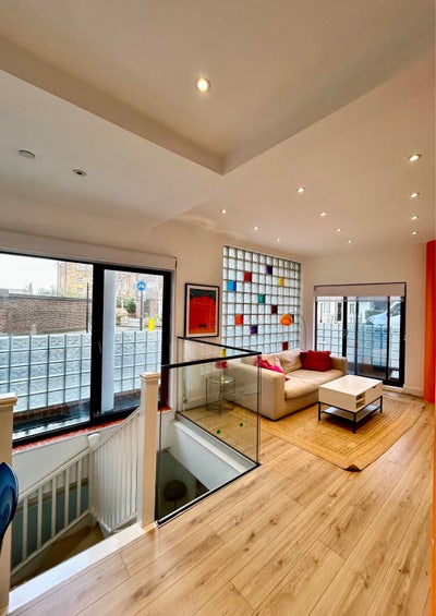 Double Room in Mid-Modern Century Maisonette Main Photo