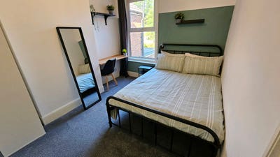 Double Room - Bills Included, Professional HMO Main Photo