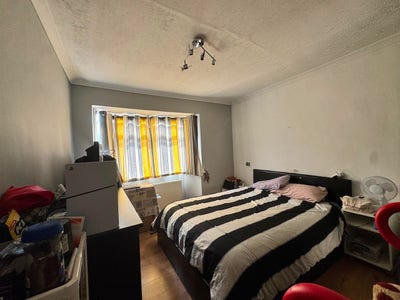 Double room in a friendly HMO Main Photo