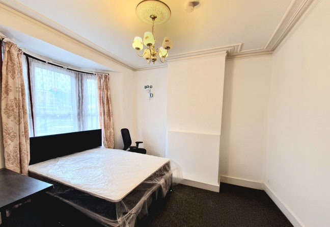 Double Rooms Available - Walthamstow Village Main Photo