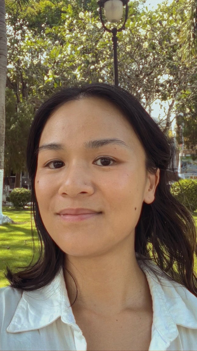Yen, film director ready to share a home :) Main Photo