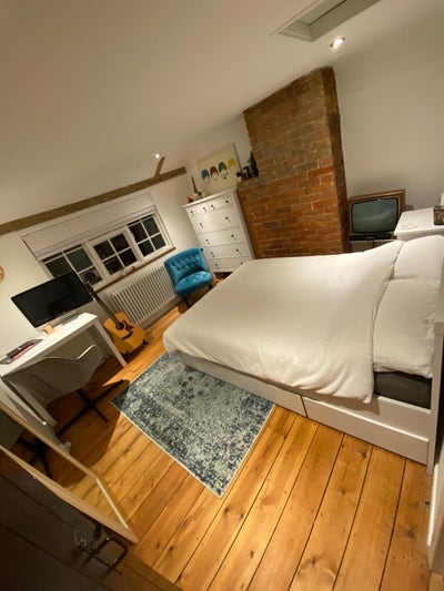 Double bedroom in Country Cottage Main Photo